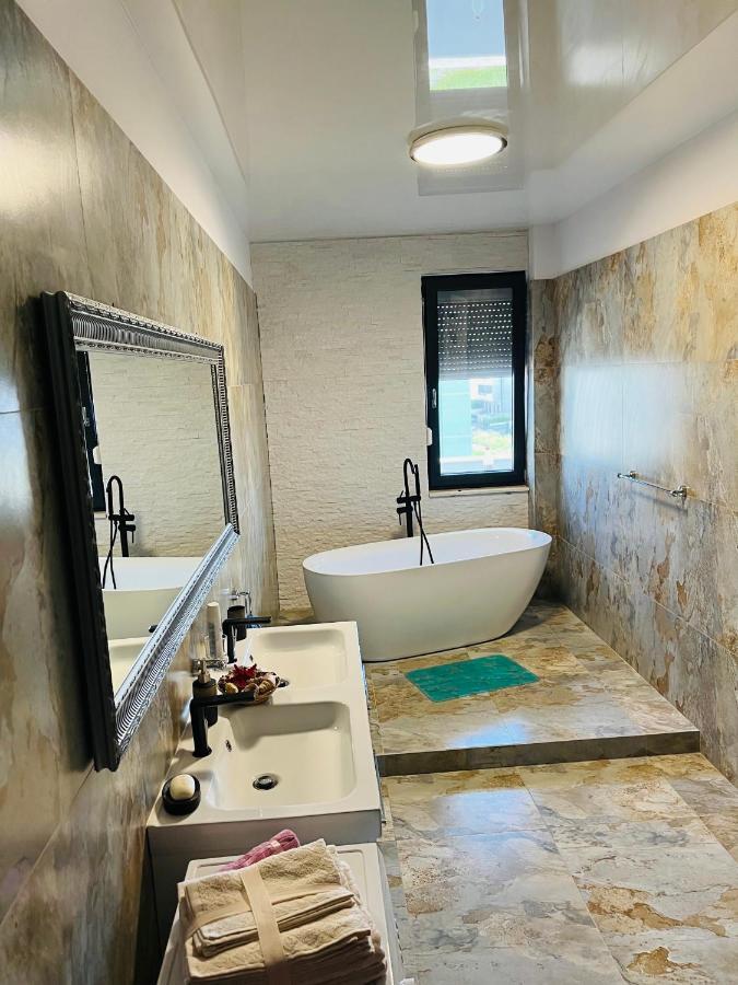 Ferienwohnung Luna House Sea Năvodari Exterior foto